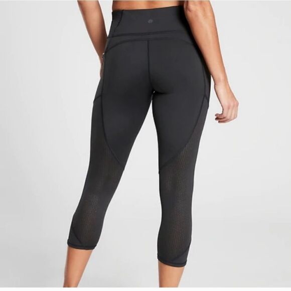 Athleta Mesh Contender Capris Black size xs - Picture 4 of 8